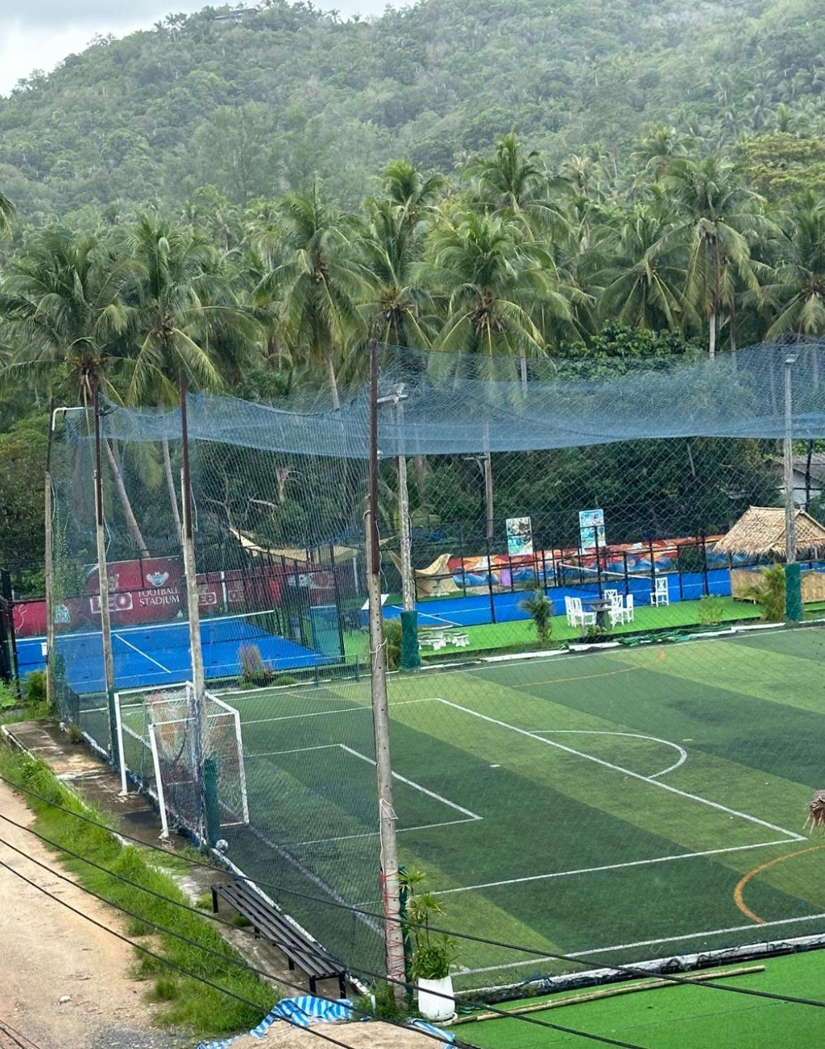 Отель Phangan Padel Club Баан Тай Экстерьер фото
