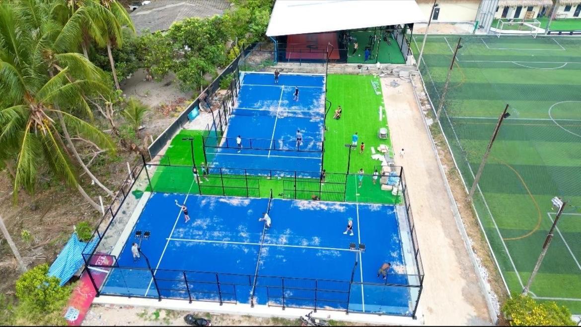 Отель Phangan Padel Club Баан Тай Экстерьер фото